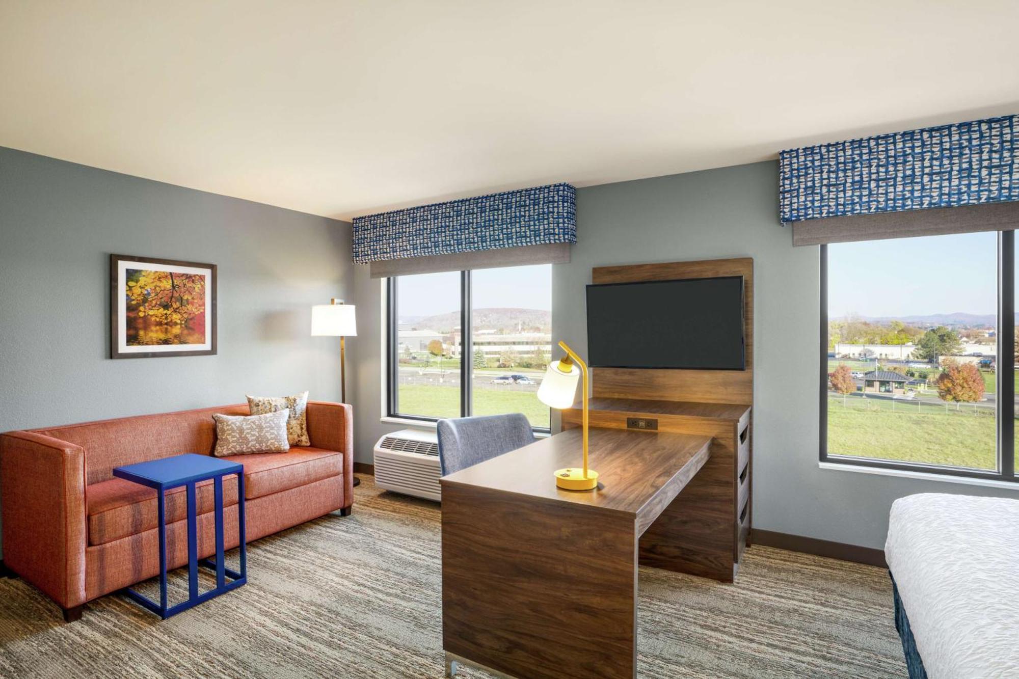 Hampton & Olean, Ny Hotel 3*